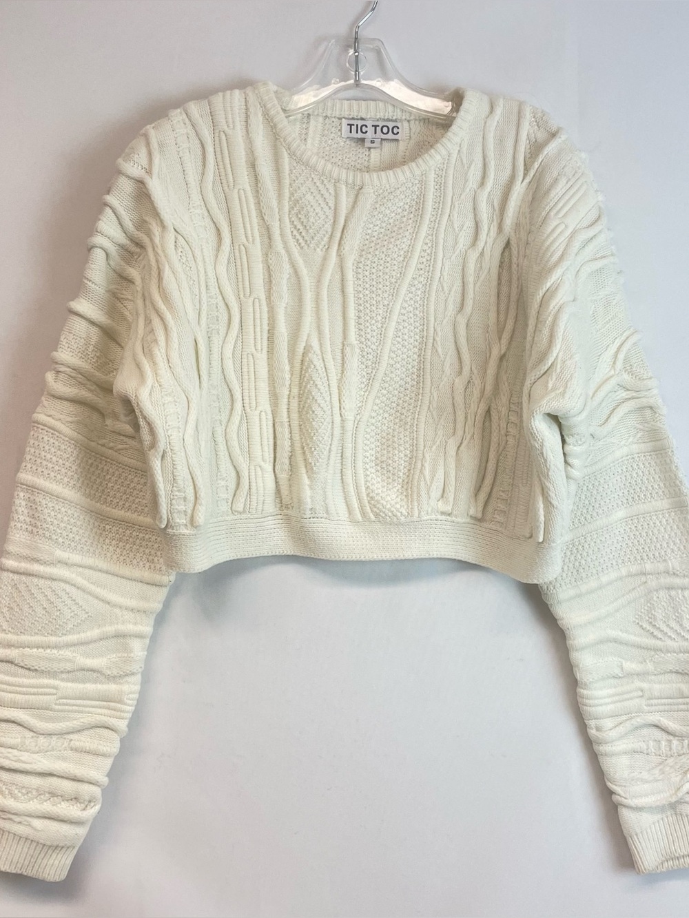 Tic Toc Women’s Cream Cable Knit Cropped Sweater